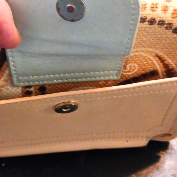 Spartina Large St. Simon’s Print Bi-fold Wallet - Picture 4 of 13